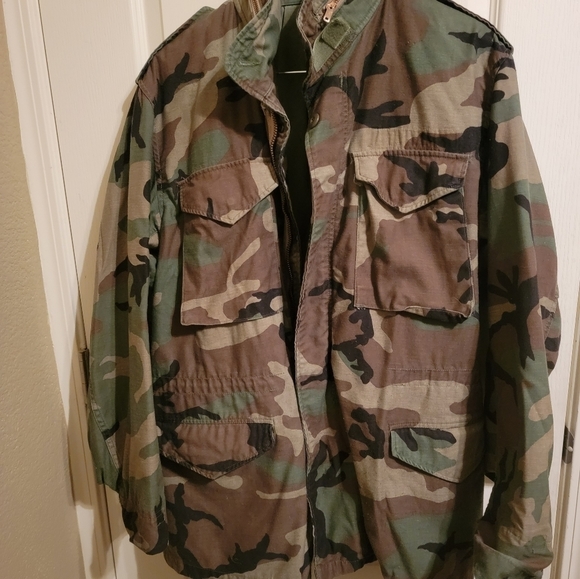 Vintage Woodland Camo Military Field Jacket Men's Medium Long military - Picture 2 of 8